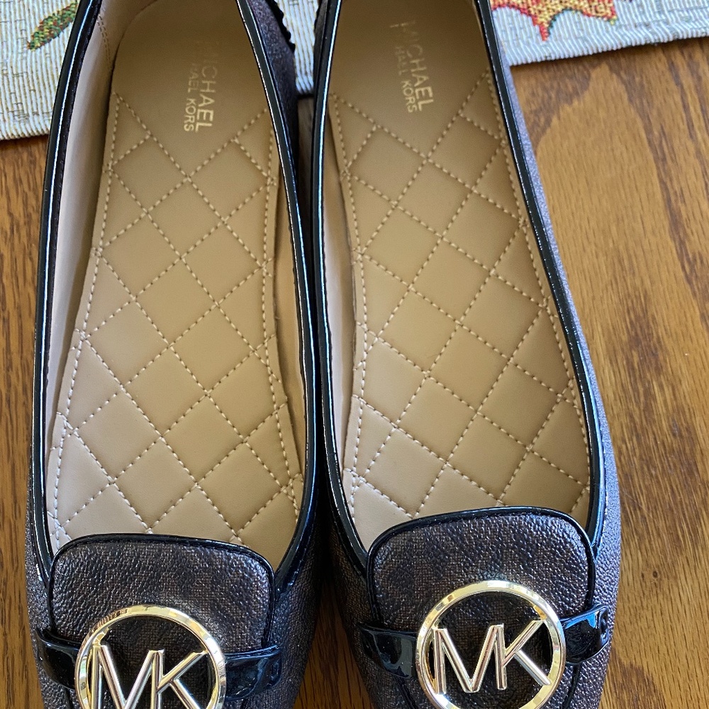 Michael Kors flats